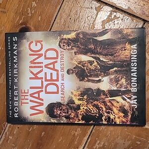 1ST EDITION LIKE NEW Robert Kirkman's The Walking Dead-Search and Destroy